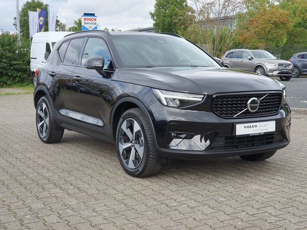 Volvo XC40 B3 Plus Dark 120 kW image number 7