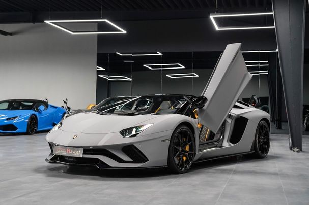 Lamborghini Aventador Roadster S 544 kW image number 1