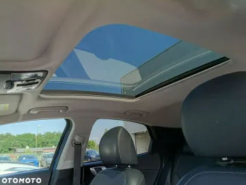 Car image 40