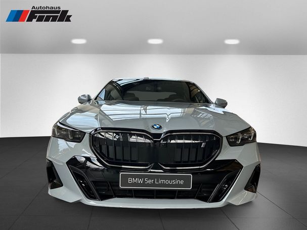 BMW i5 eDrive40 250 kW image number 4