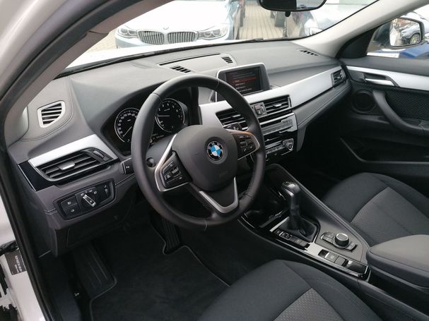 BMW X2 xDrive25e M X 162 kW image number 6