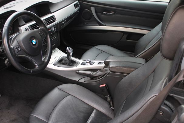 BMW 318i 105 kW image number 7