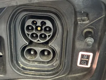 Car image 29