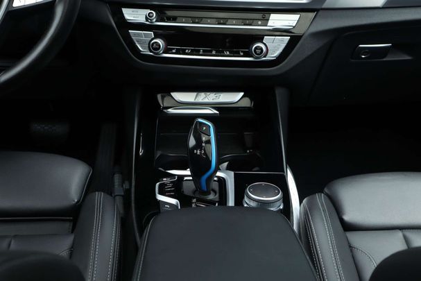 BMW iX3 80 kWh 210 kW image number 20