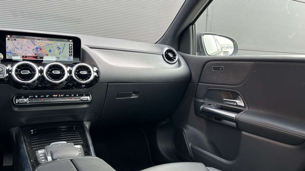 Mercedes-Benz B 250 e 160 kW image number 22