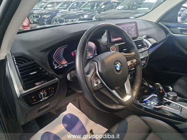 BMW X3 xDrive20d xLine 140 kW image number 6