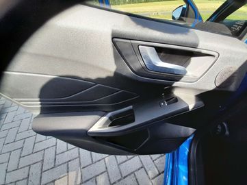 Car image 41