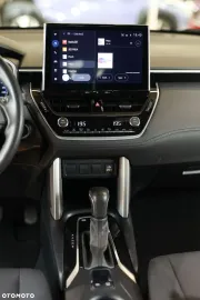 Car image 40