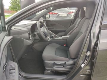 Car image 15