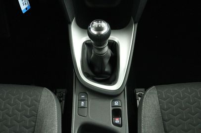 Car image 31