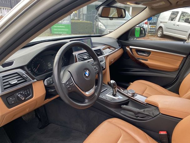 BMW 318i 100 kW image number 8