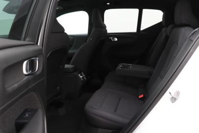 Car image 49