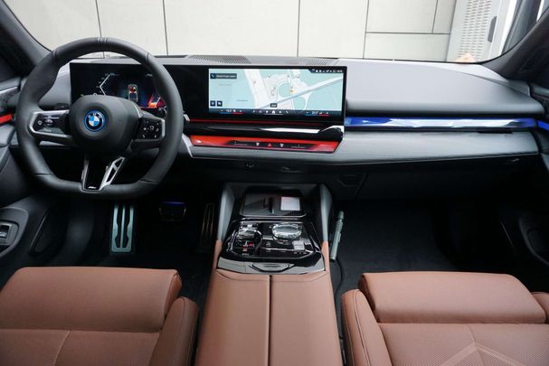 BMW 530 e 220 kW image number 9