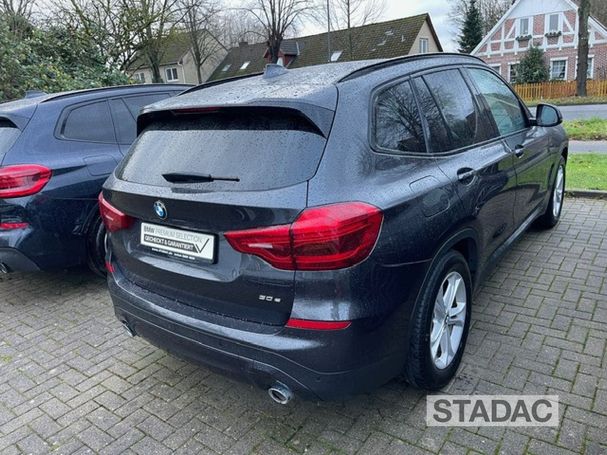 BMW X3 xDrive30e 215 kW image number 4