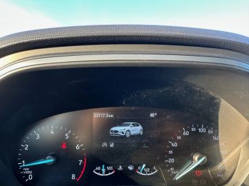 Car image 38
