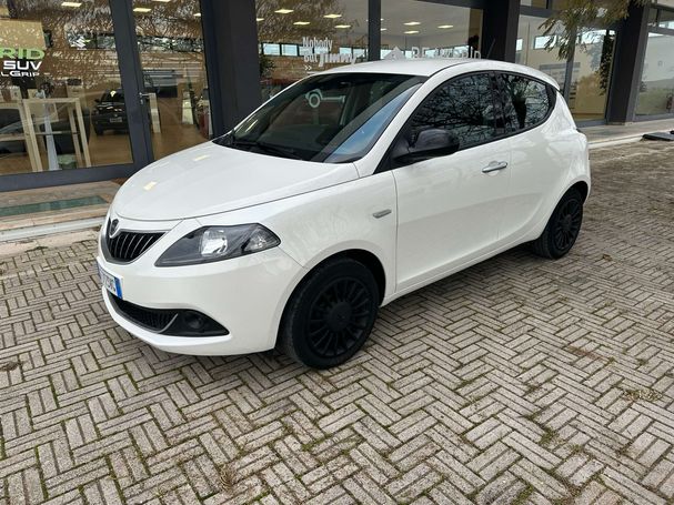 Lancia Ypsilon 51 kW image number 1