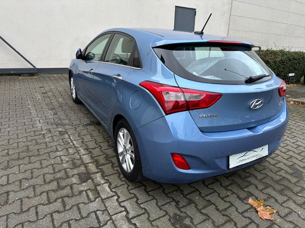 Hyundai i30 1.6 CRDI Style 94 kW image number 4