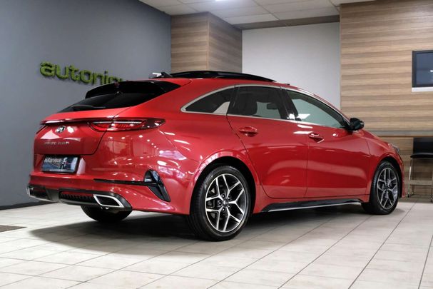 Kia ProCeed 1.5 T-GDI GT Line 118 kW image number 3