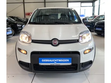 Car image 3