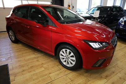 Car image 2