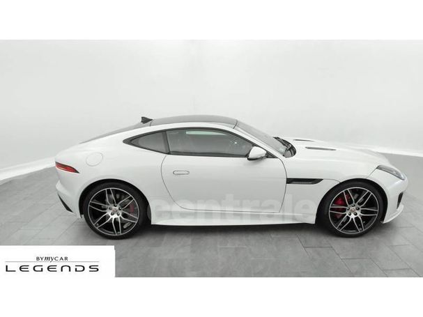 Jaguar F-Type Coupe 2.0 Chequered Flag 221 kW image number 4