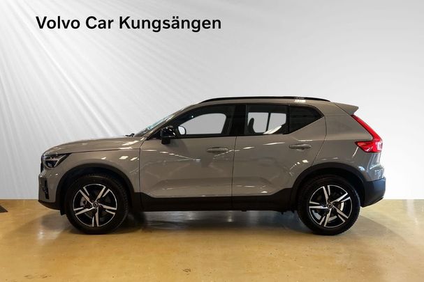 Volvo XC40 B4 Plus Dark 147 kW image number 4