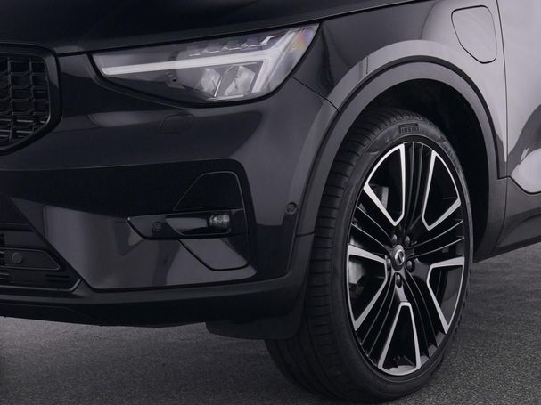 Volvo XC40 Plug-in Hybrid T4 Ultimate Dark 155 kW image number 10