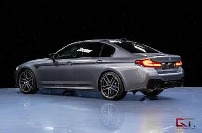 Car image 5
