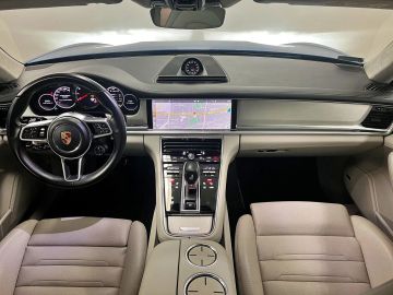 Car image 31