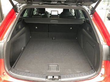 Car image 35