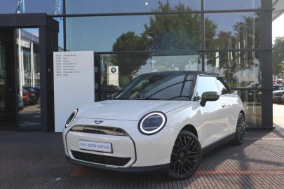 Car image 24