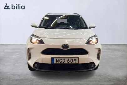 Car image 2