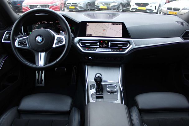 BMW 330 e M Sport 215 kW image number 5