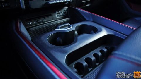 Car image 38