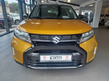 Car image 3