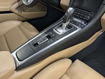 Car image 31