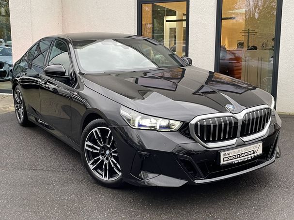 BMW 520i 140 kW image number 19