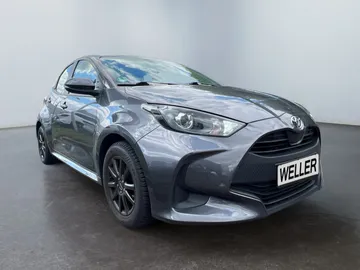 Car image 2