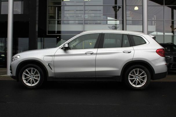 BMW X3 xDrive30e 215 kW image number 4