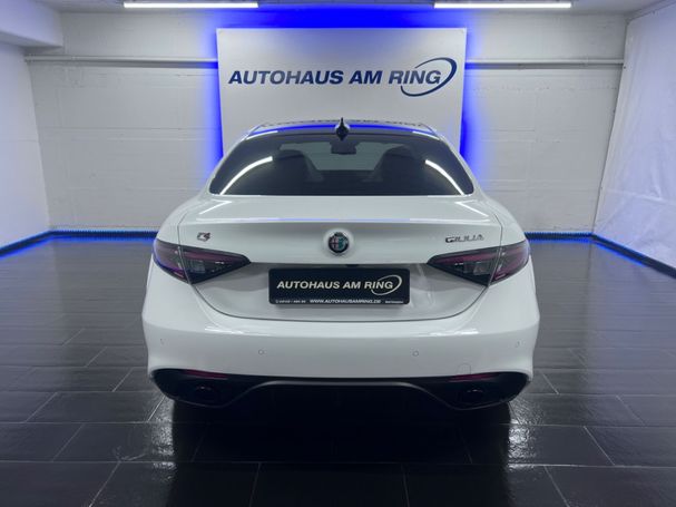 Alfa Romeo Giulia Q4 206 kW image number 5