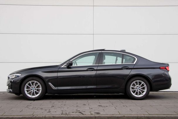 BMW 520i 135 kW image number 3