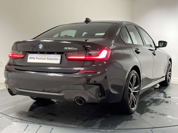 BMW 330 M Sport 137 kW image number 3