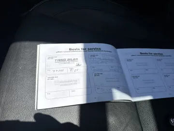 Car image 31