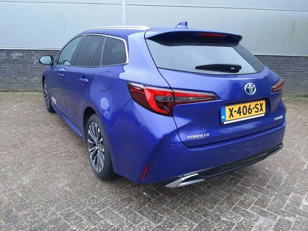 Toyota Corolla 1.8 Hybrid Touring Sports 103 kW image number 2