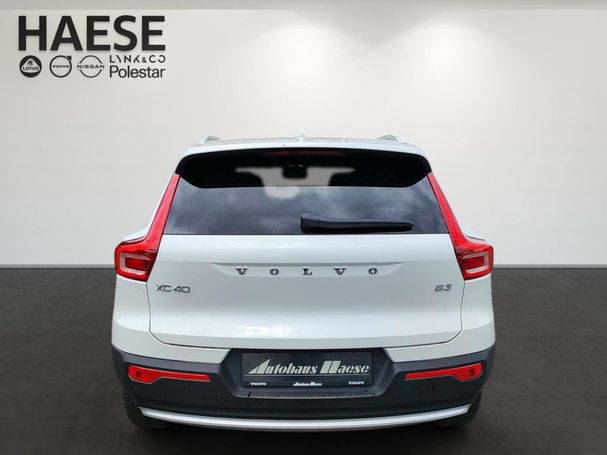 Volvo XC40 B3 Core 120 kW image number 6