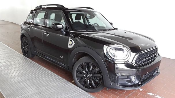 Mini Cooper SE Countryman ALL4 165 kW image number 2