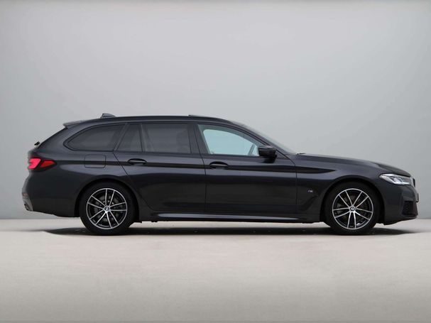 BMW 520i Touring 135 kW image number 8