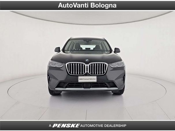 BMW X3 xDrive20d 140 kW image number 8