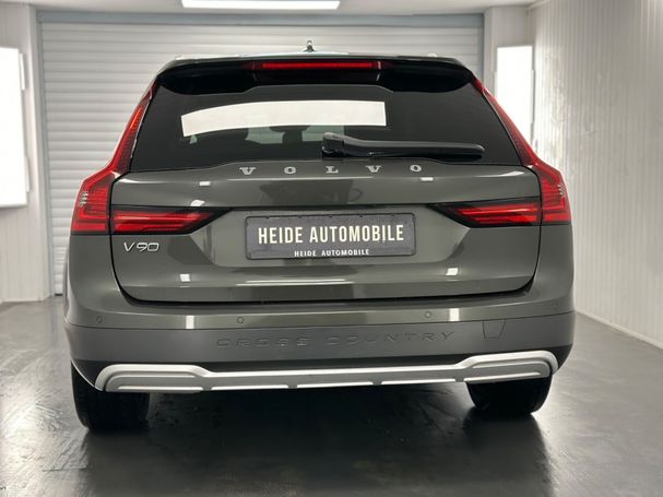 Volvo V90 Cross Country AWD Pro 140 kW image number 9