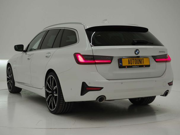 BMW 320 e Touring 150 kW image number 2